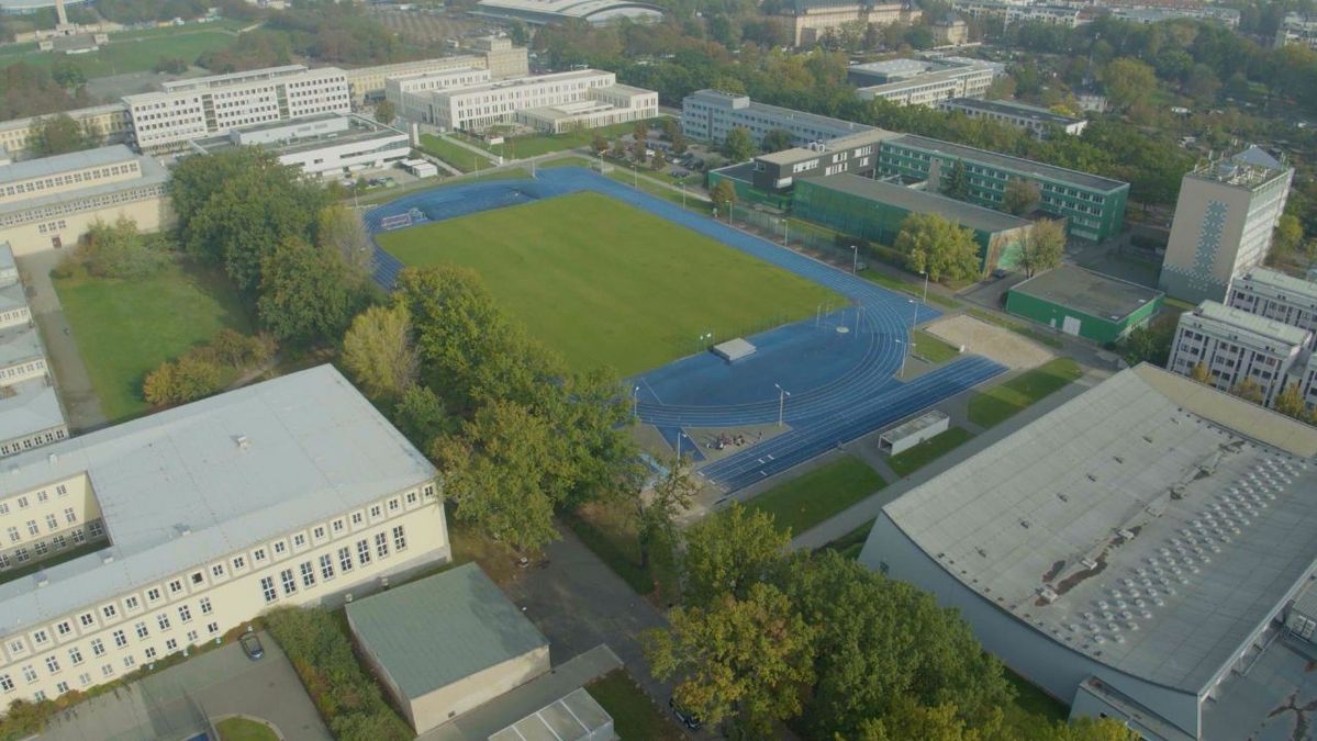 enlarge the image: Sportwissenschaftliche Fakultät, Luftaufnahme. Foto: Universität Leipzig
