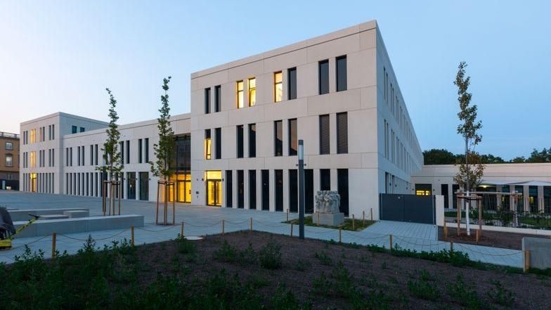 zur Vergrößerungsansicht des Bildes: Campus Jahnallee. Foto: Swen Reichhold/Universität Leipzig