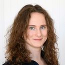  Saskia Simon